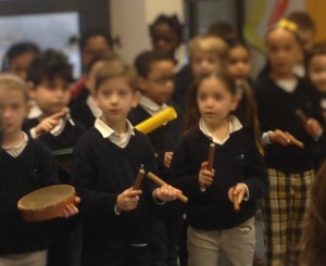 Percussions et chants ecoles maternelles primaires