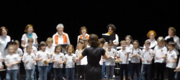 Chorale intergénérationnelle : la musique comme lien et rencontre entre les générations